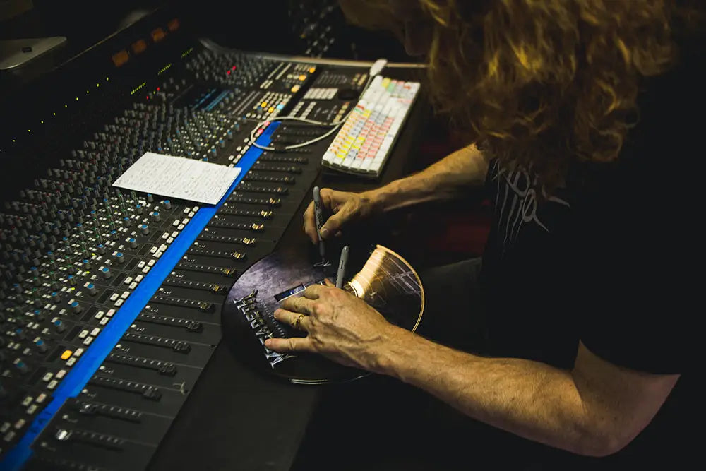Enter to Win an Autographed ’Countdown to Extinction’ Picture Disc