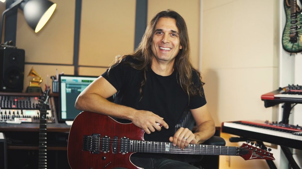 Kiko Loureiro’s Favorite Megadeth Albums (Video)