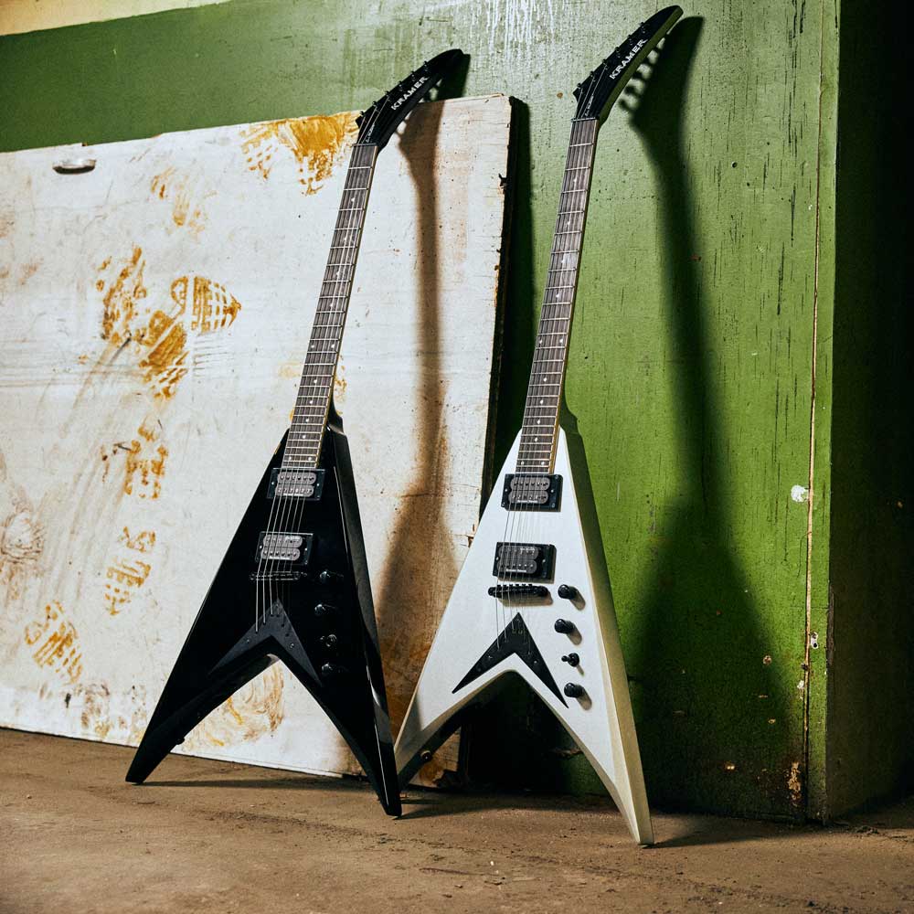 Dave Mustaine Signed Guitar with Photo Op (Thrash – Megadeth